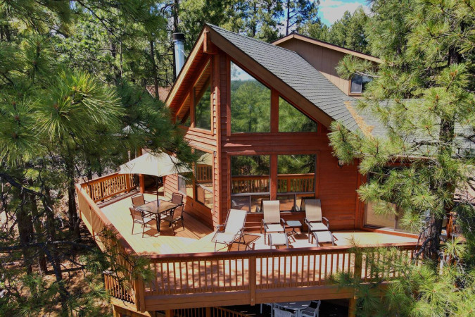 Spacious Family Mountain Cabin ~2 Decks ~Near Lake