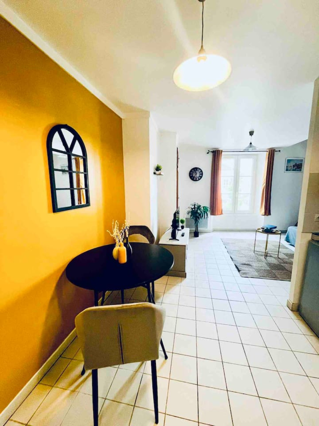 The King Duplex near the Castle Fontainebleau