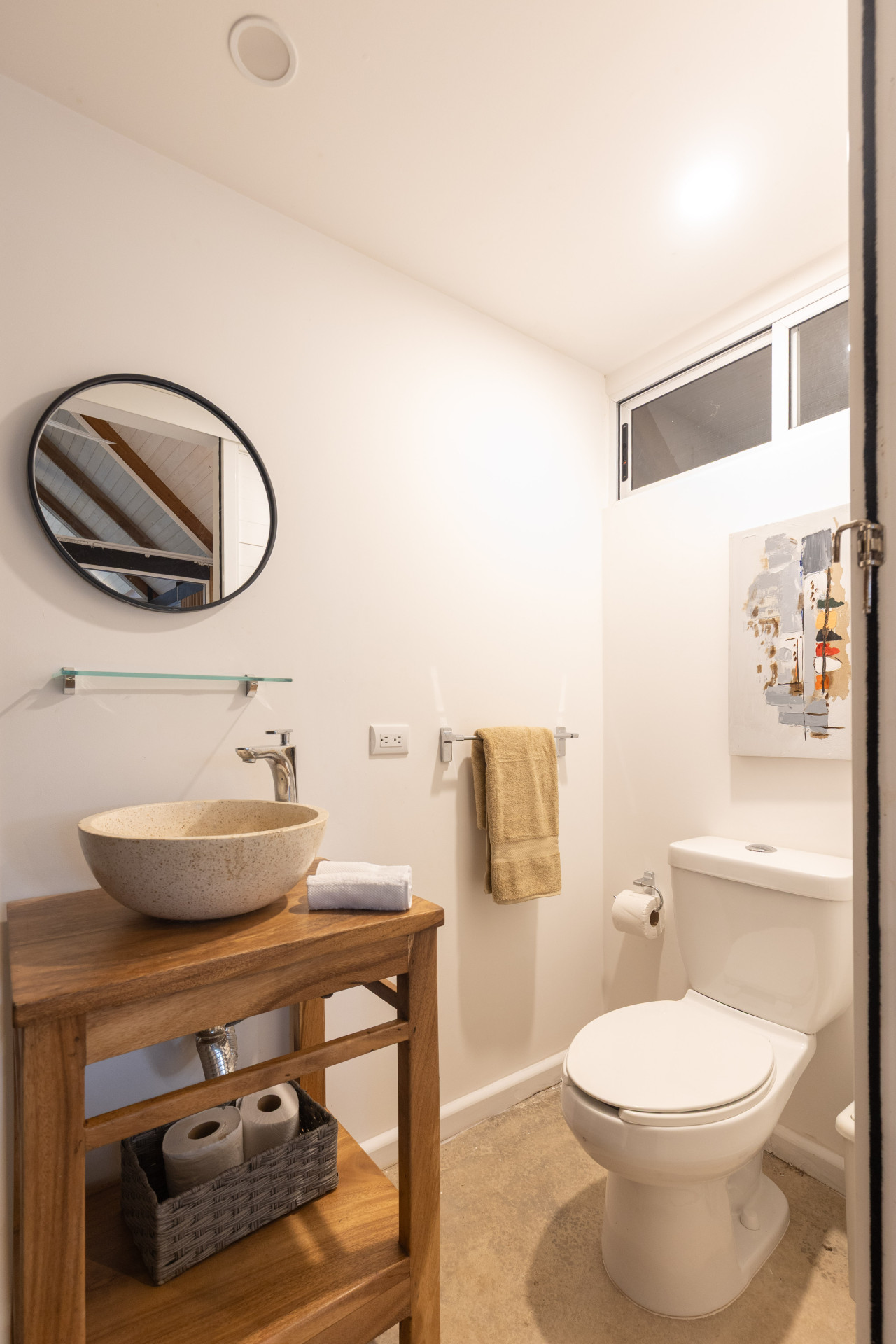 Casa Lumina: Cozy 1BR - property photo 14