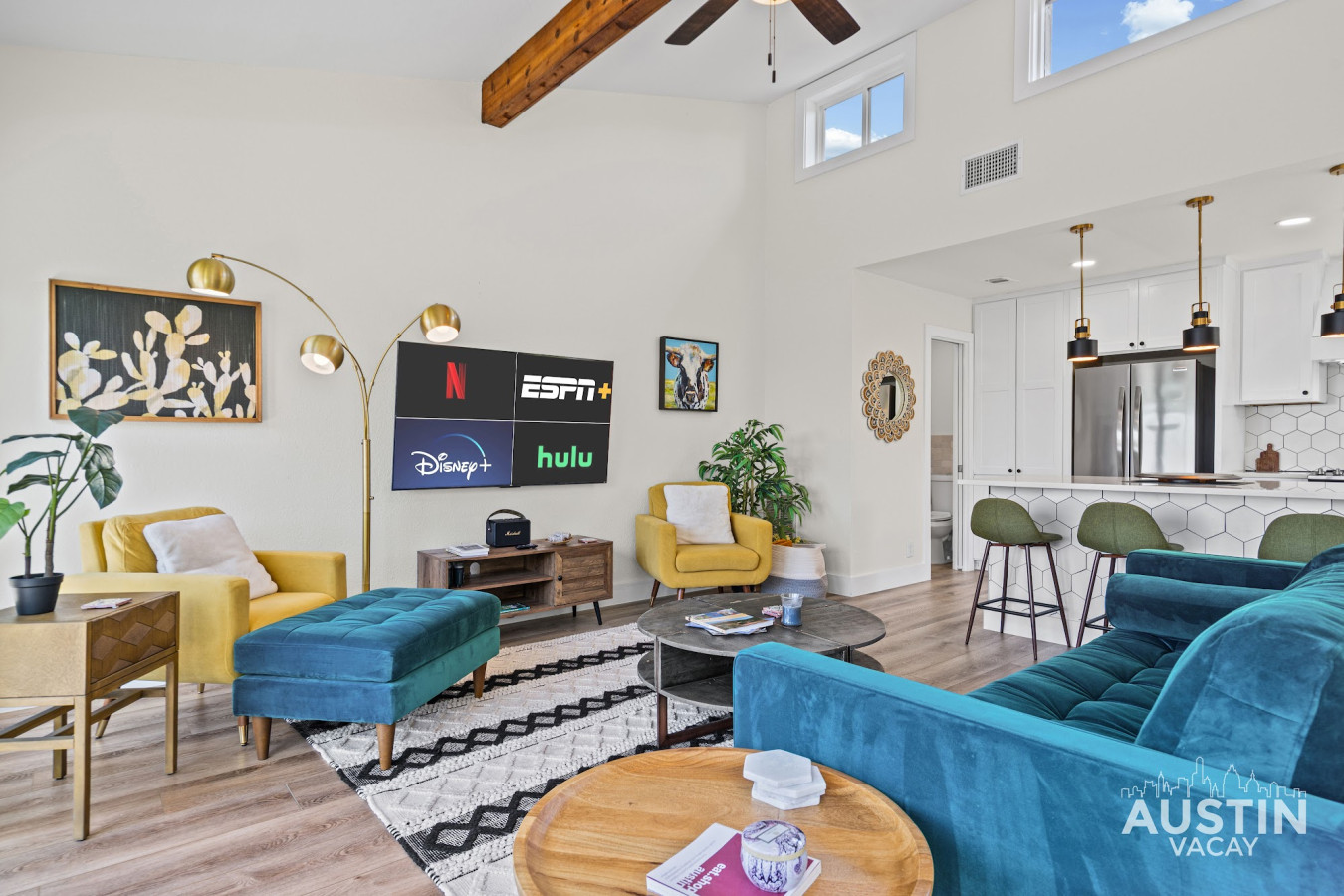 Stylish Lake Travis Stay Mins To The Oasis & More - Austin, TX