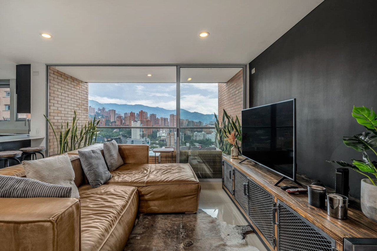 Front of plain black t-shirt.