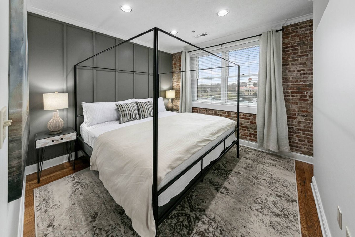 LOFT 5
