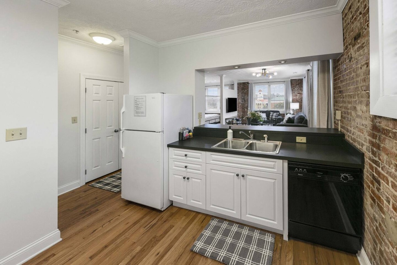 Loft kitchen 2