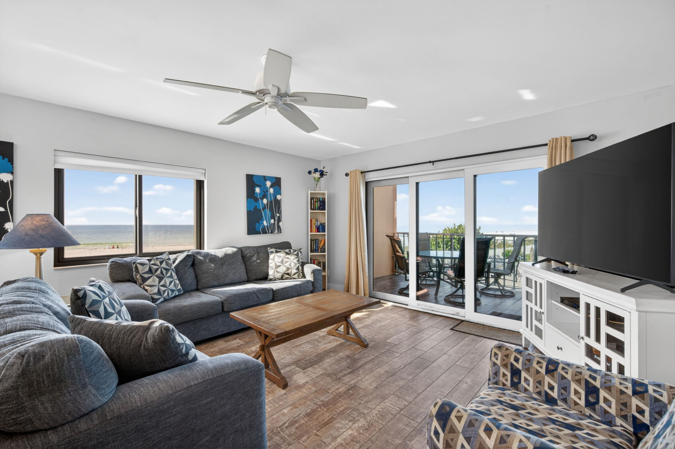 🌴✨ LUXURY BEACHFRONT LIVING – NEWLY REMODELED THE REEF CLUB #101 ✨🌊 2