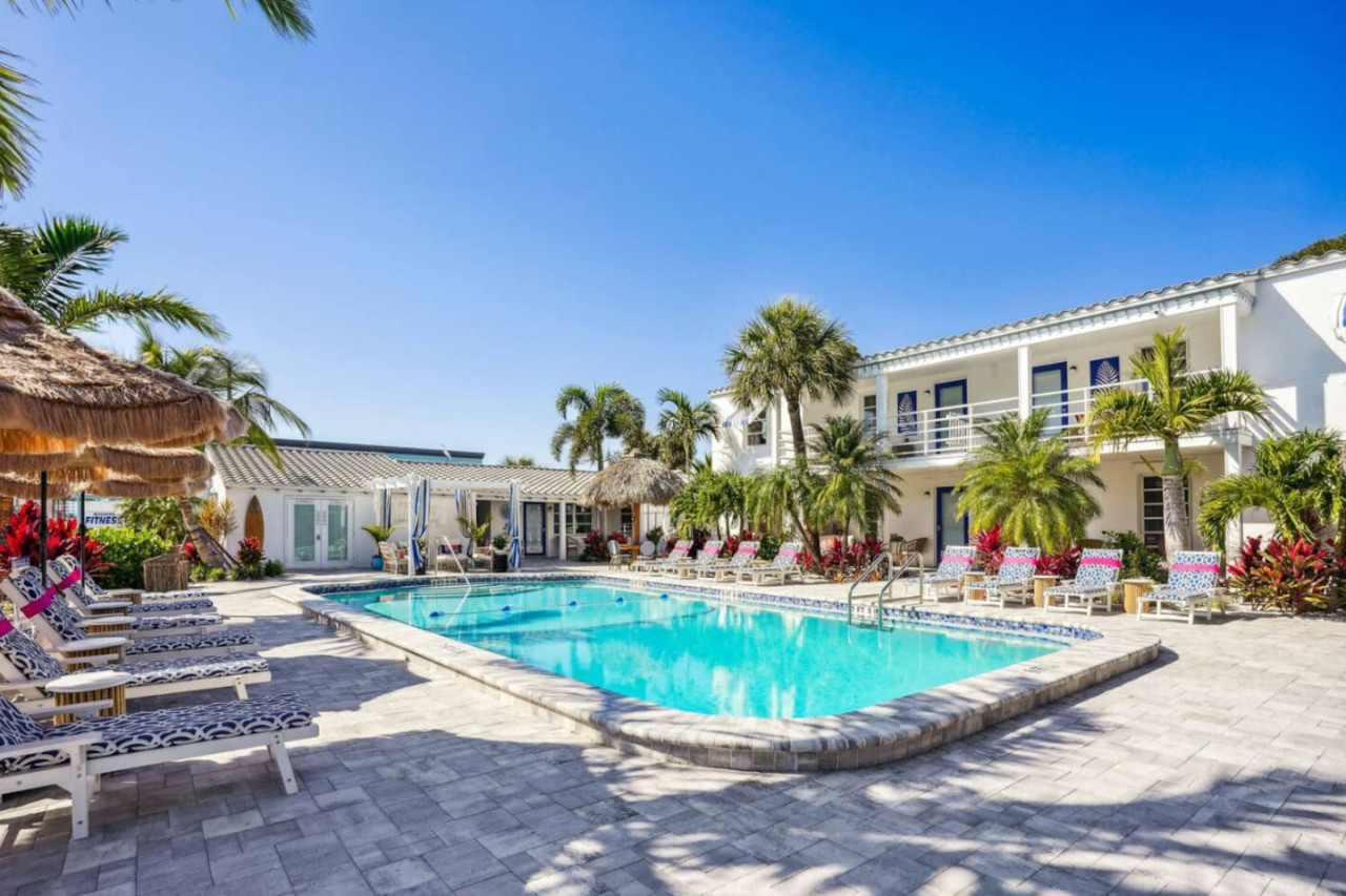 Salt Water Suites - #5 Margarita Suite🍹 6