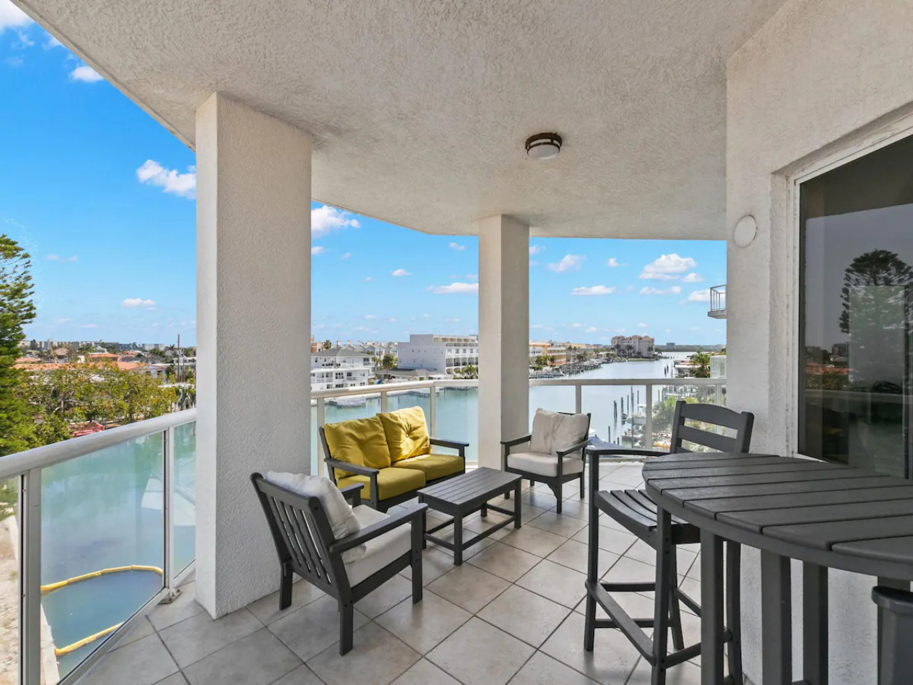 🌴✨ CLEARWATER BEACH RETREAT: LUXURIOUS STAY AT SUN WEST PALMS #301 ✨🌊 2
