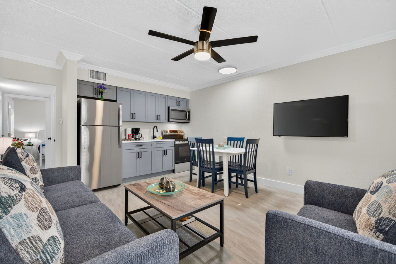 Sunset Beach Suites #5 6