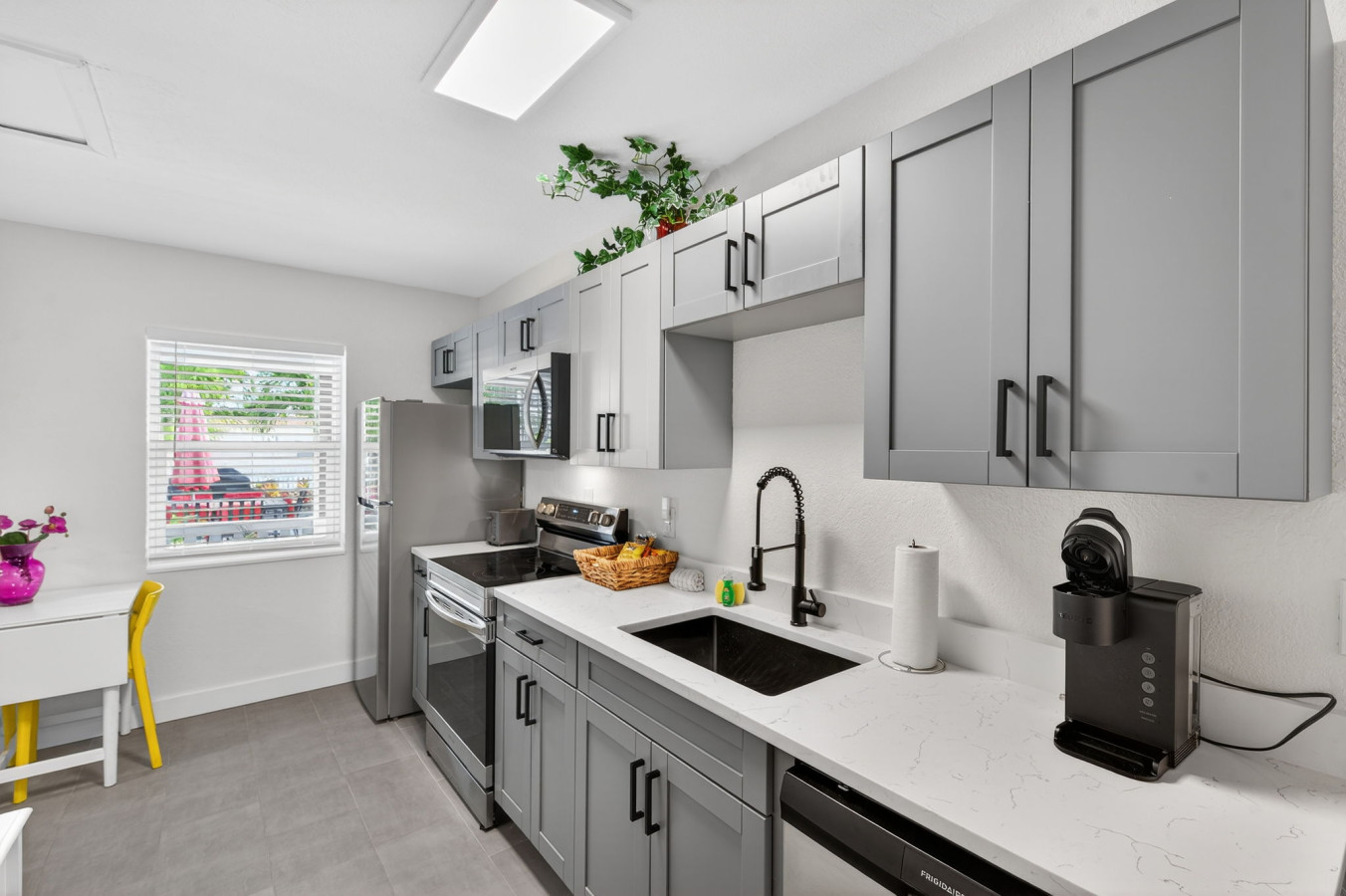 Park Shores Suites #5 3