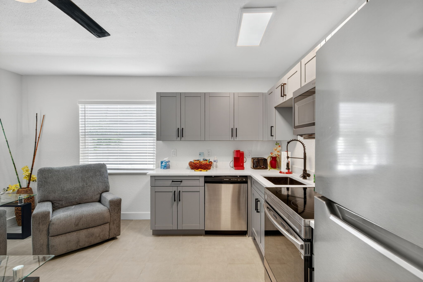 Park Shore Suites #6 4
