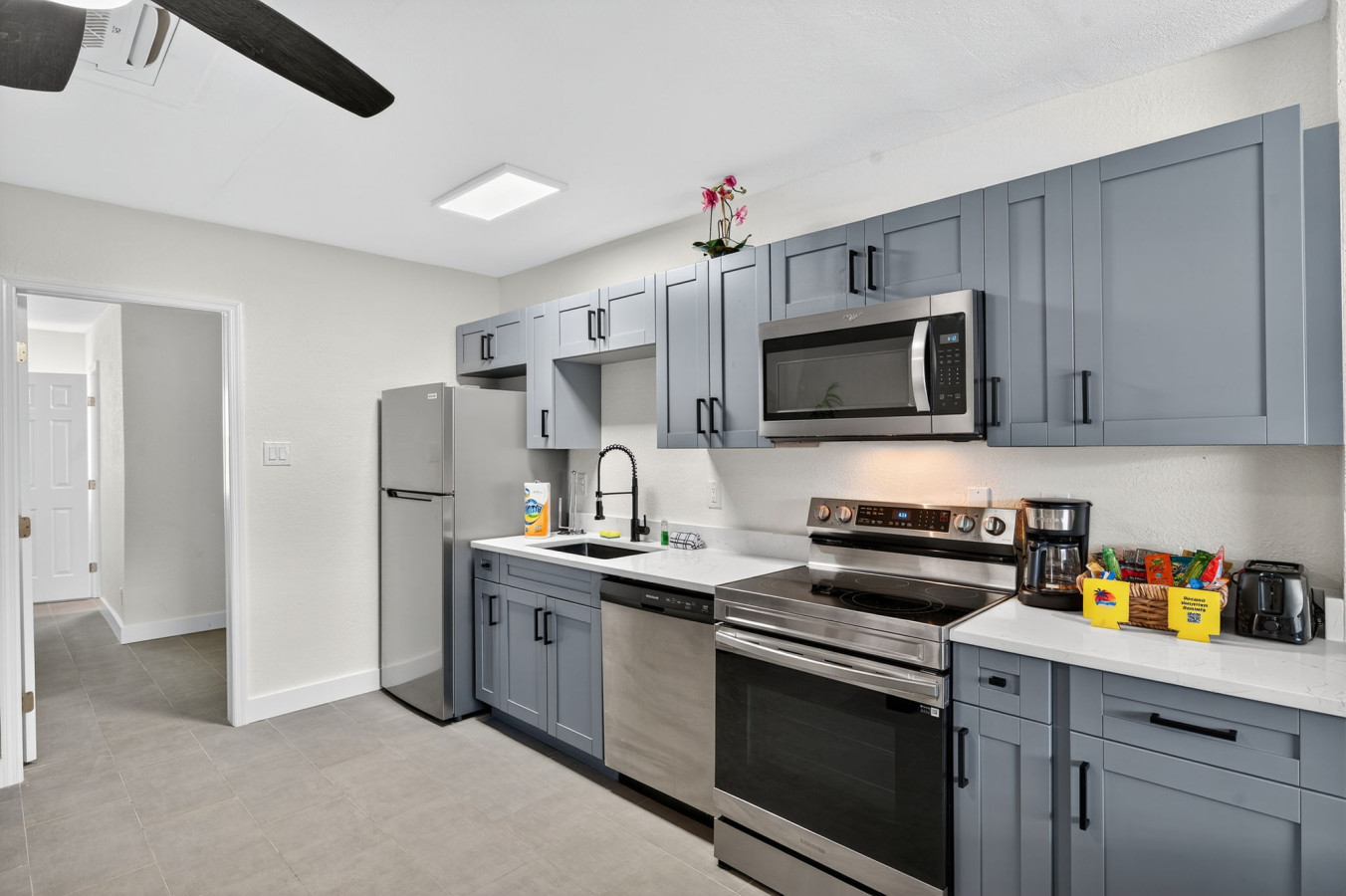 Park Shore Suites #8 5
