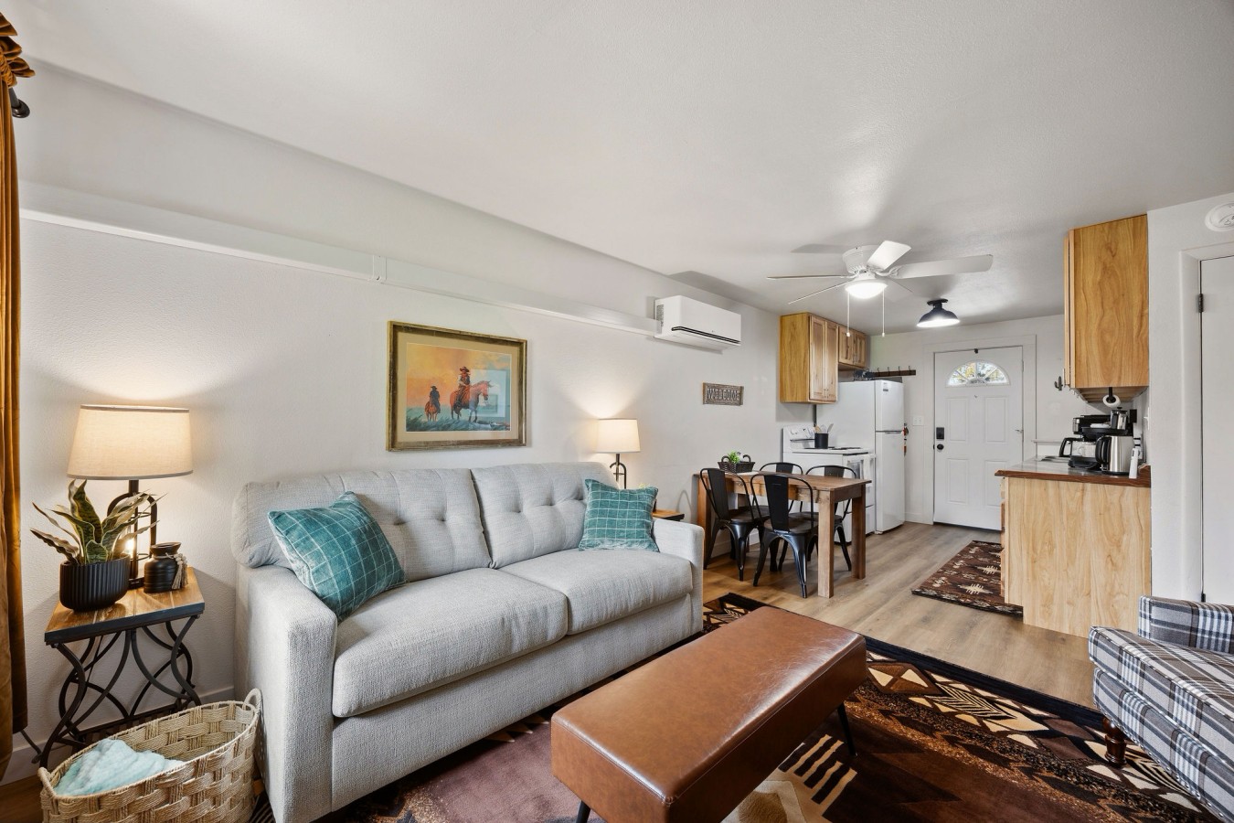 Featured Property Family Stay Near Glacier + Whitefish w/ Pickleball