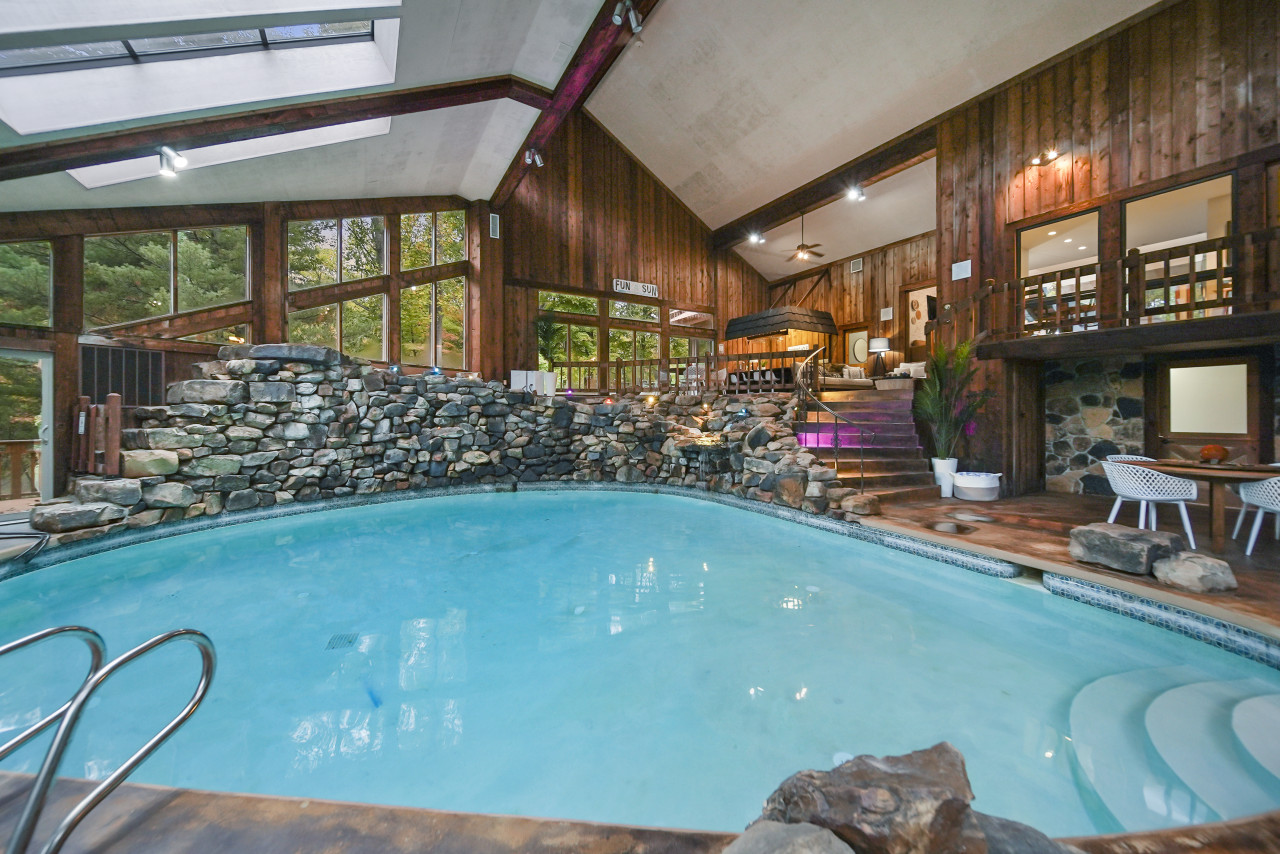 Monrovia - Forest Park Lodge