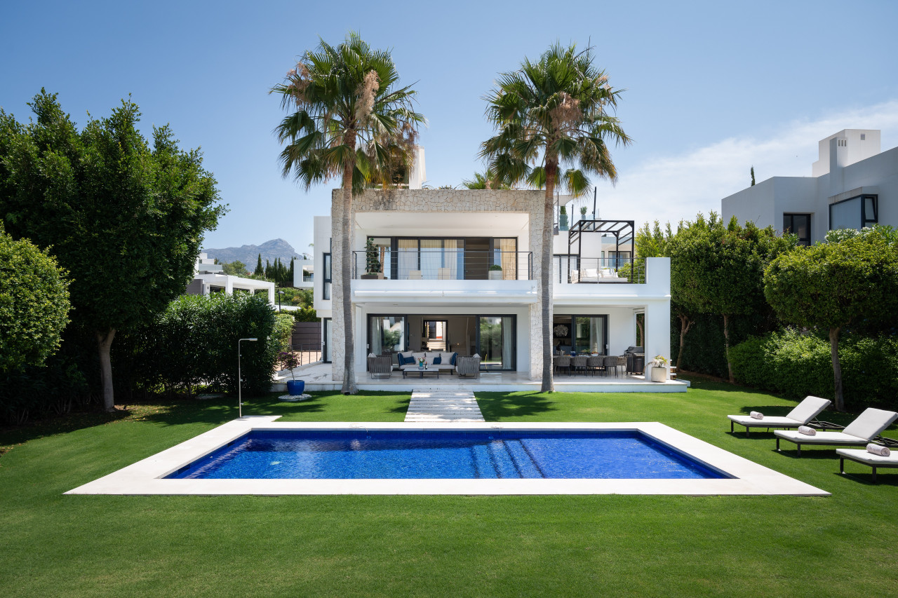 Villa Eva, Los Olivos, Nueva Andalucía