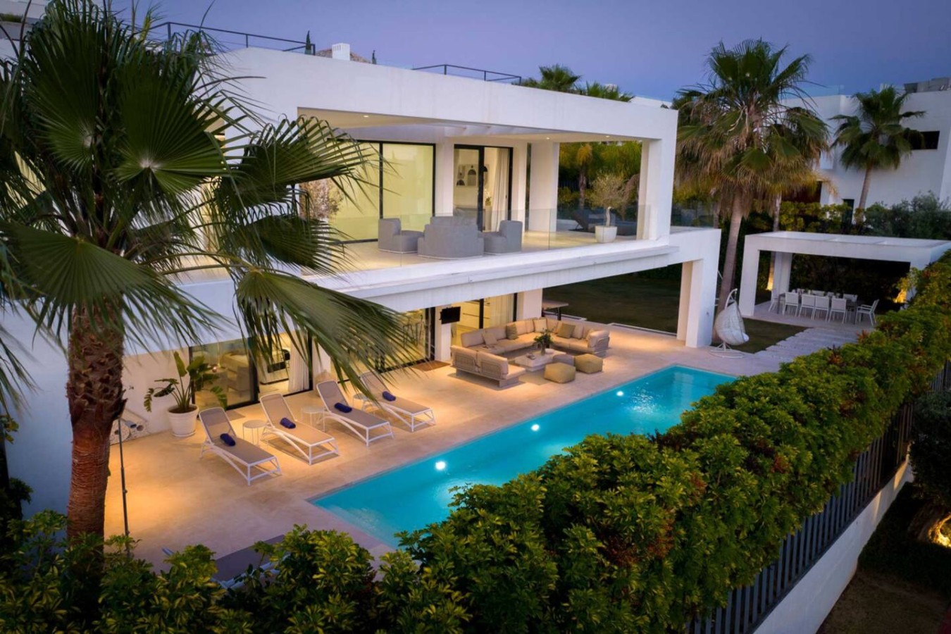 Luxury 5-Bed Villa with Pool in Marbella