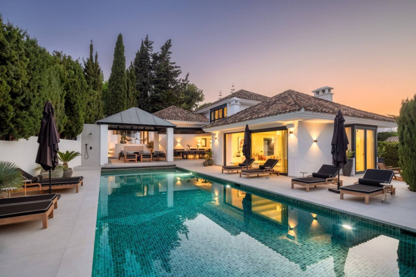 Luxury Villa in Nueva Andalucía with Indoor Spa