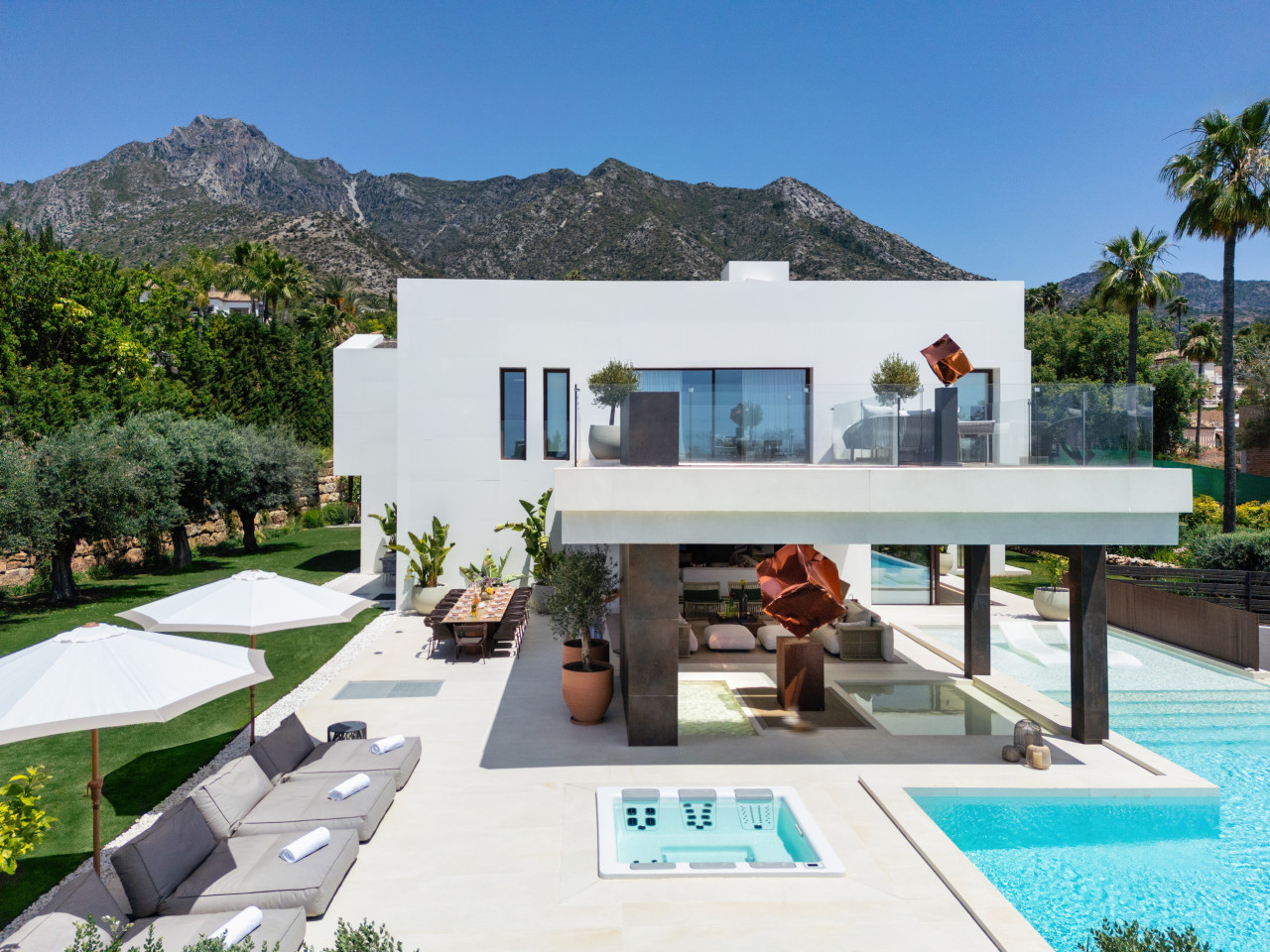 Villa Etro (SW108) · Sierra Blanca, Marbella
