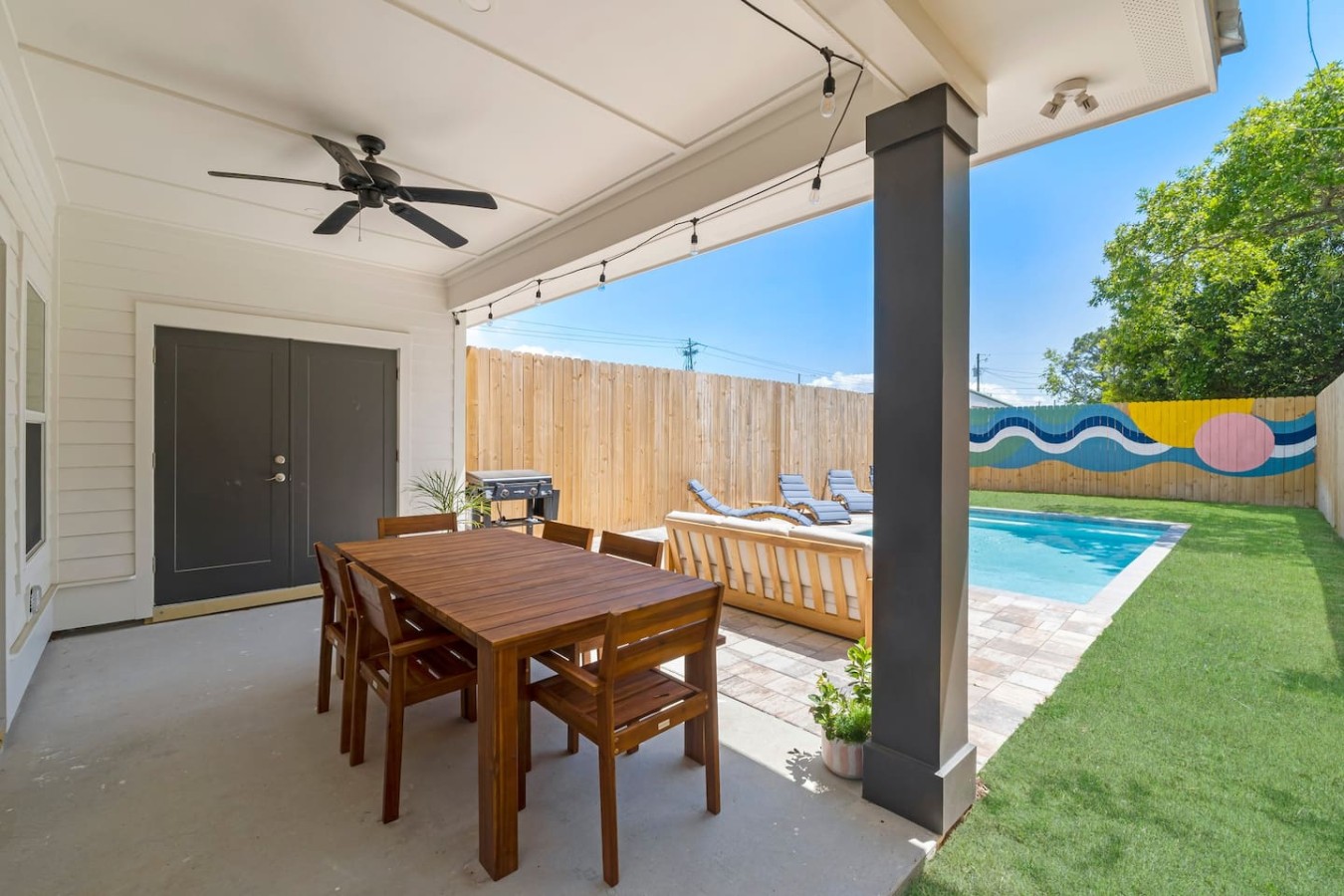 4BDR~Luxury Beach House l Pool l Steps 2 PCB Beach