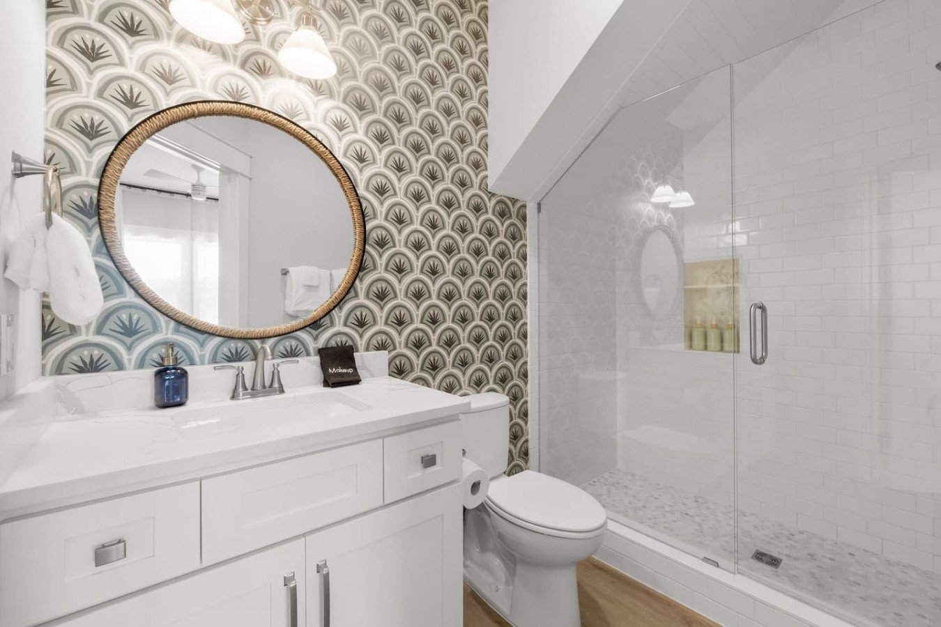 8BDR - Luxury Home l Steps from Ocean l 2 Pools
