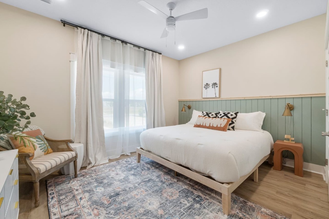 8BDR - Luxury Home l Steps from Ocean l 2 Pools