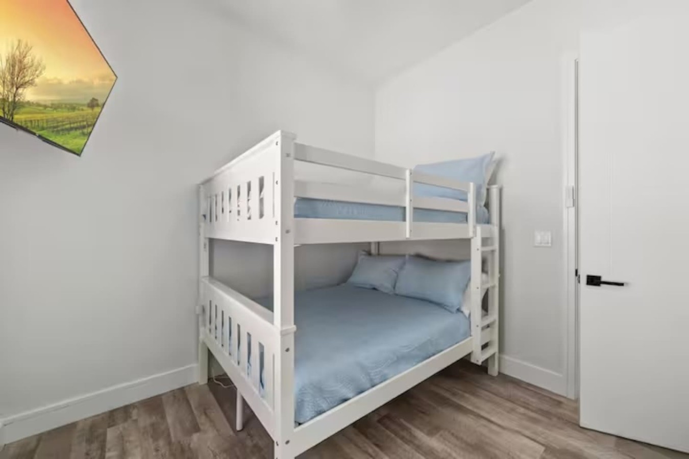 Luxury Retreat with Private Pool l Sleeps 28