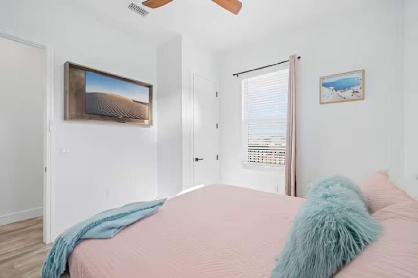 Luxury 5-Bedroom Duplex with Pool