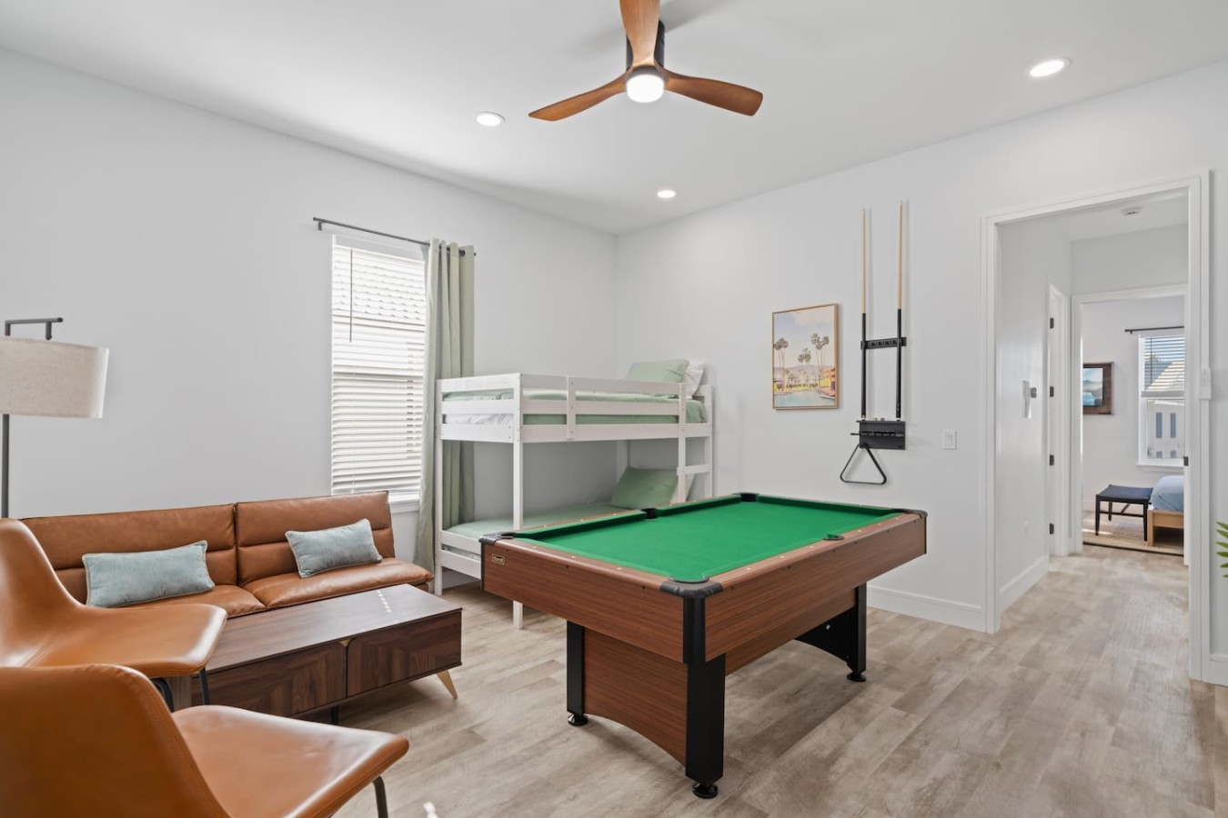 Luxury 5-Bedroom Duplex with Pool