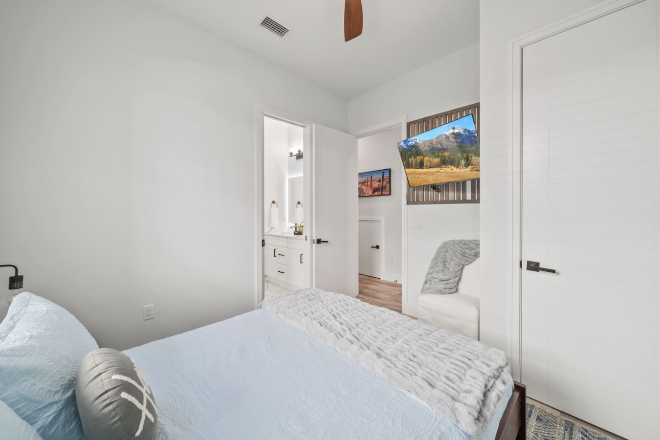 Luxury Duplex Steps from the Beach