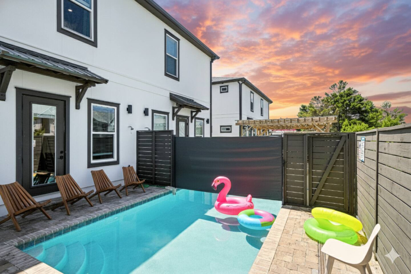 5BR Luxury Retreat with Heated Pool