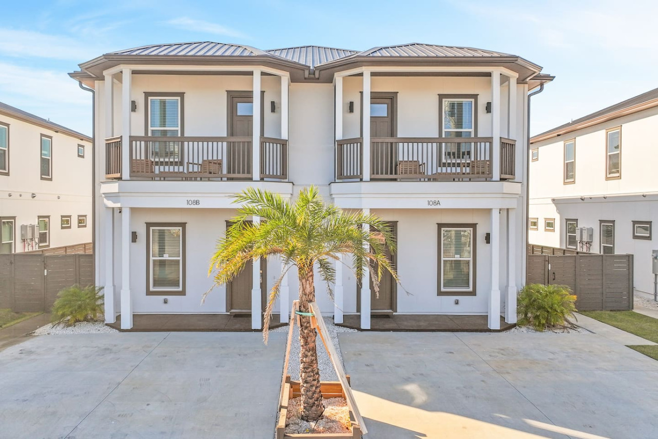 5BR Luxury Retreat with Heated Pool