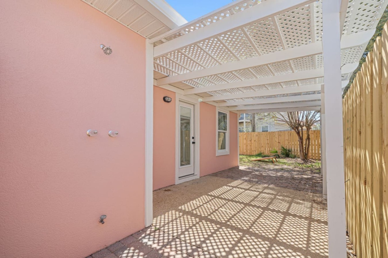 Spacious 3 Bed Home with Pool in Destin