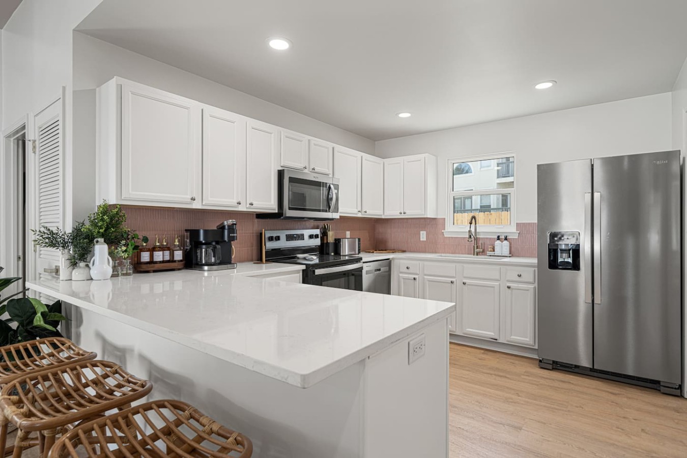 Spacious 3 Bed Home with Pool in Destin