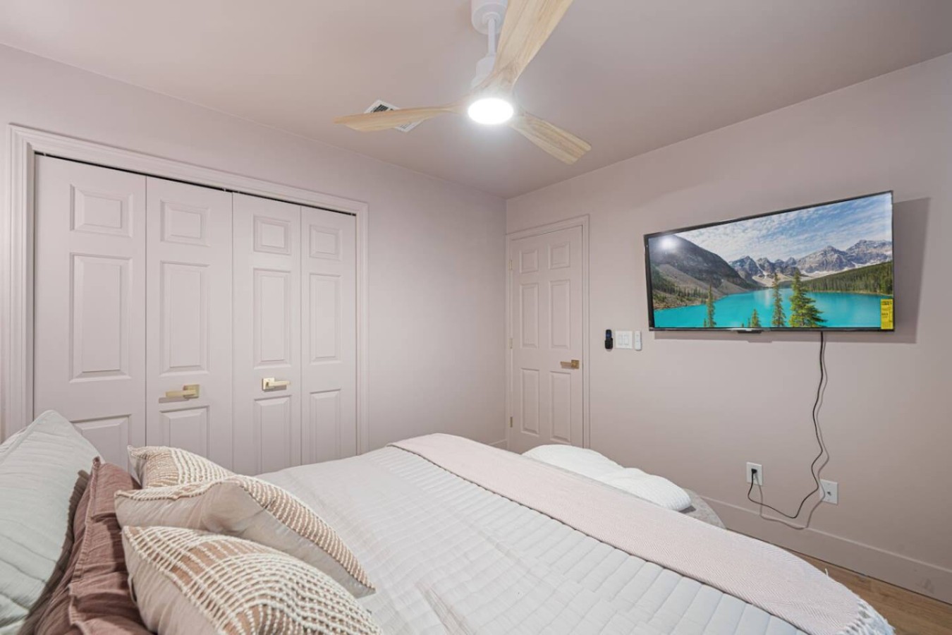 Spacious 3 Bed Home with Pool in Destin