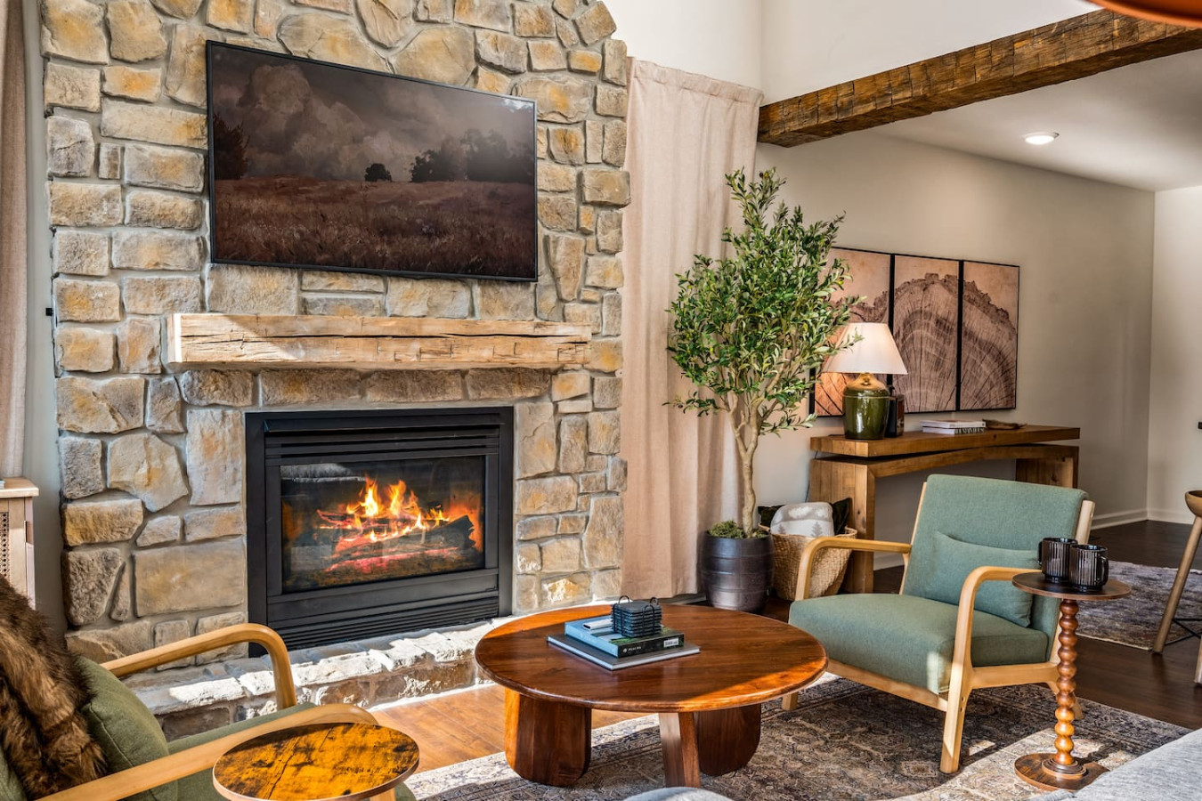 Romantic Fall Getaway | Hot Tub + Epic Views