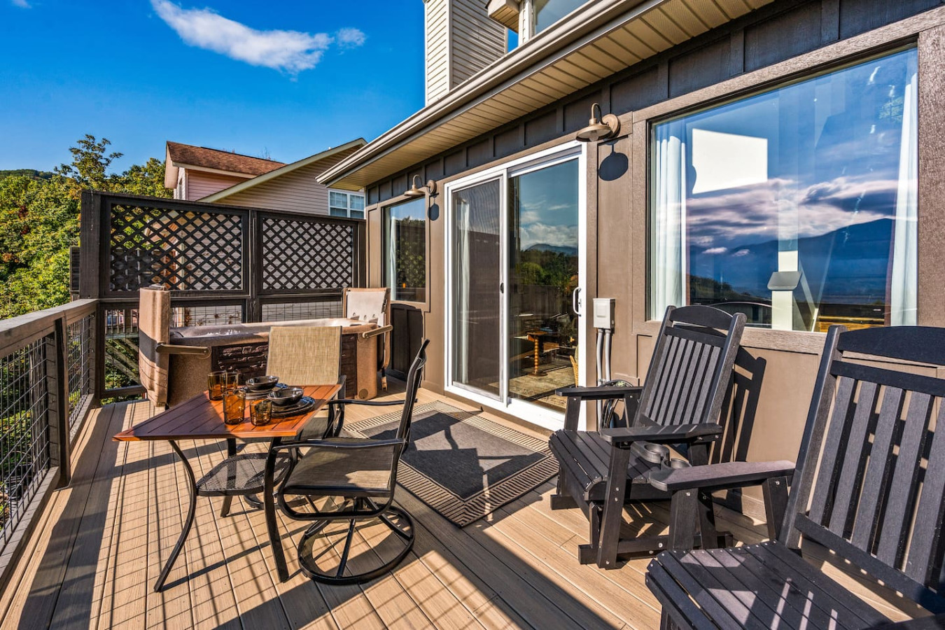 Romantic Fall Getaway | Hot Tub + Epic Views