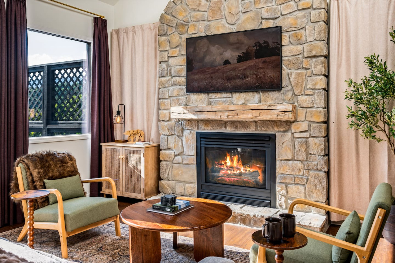 Romantic Fall Getaway | Hot Tub + Epic Views