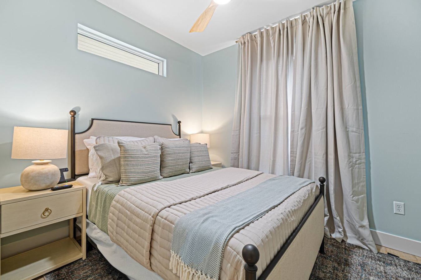 12BDR Luxury Estate For Large Groups