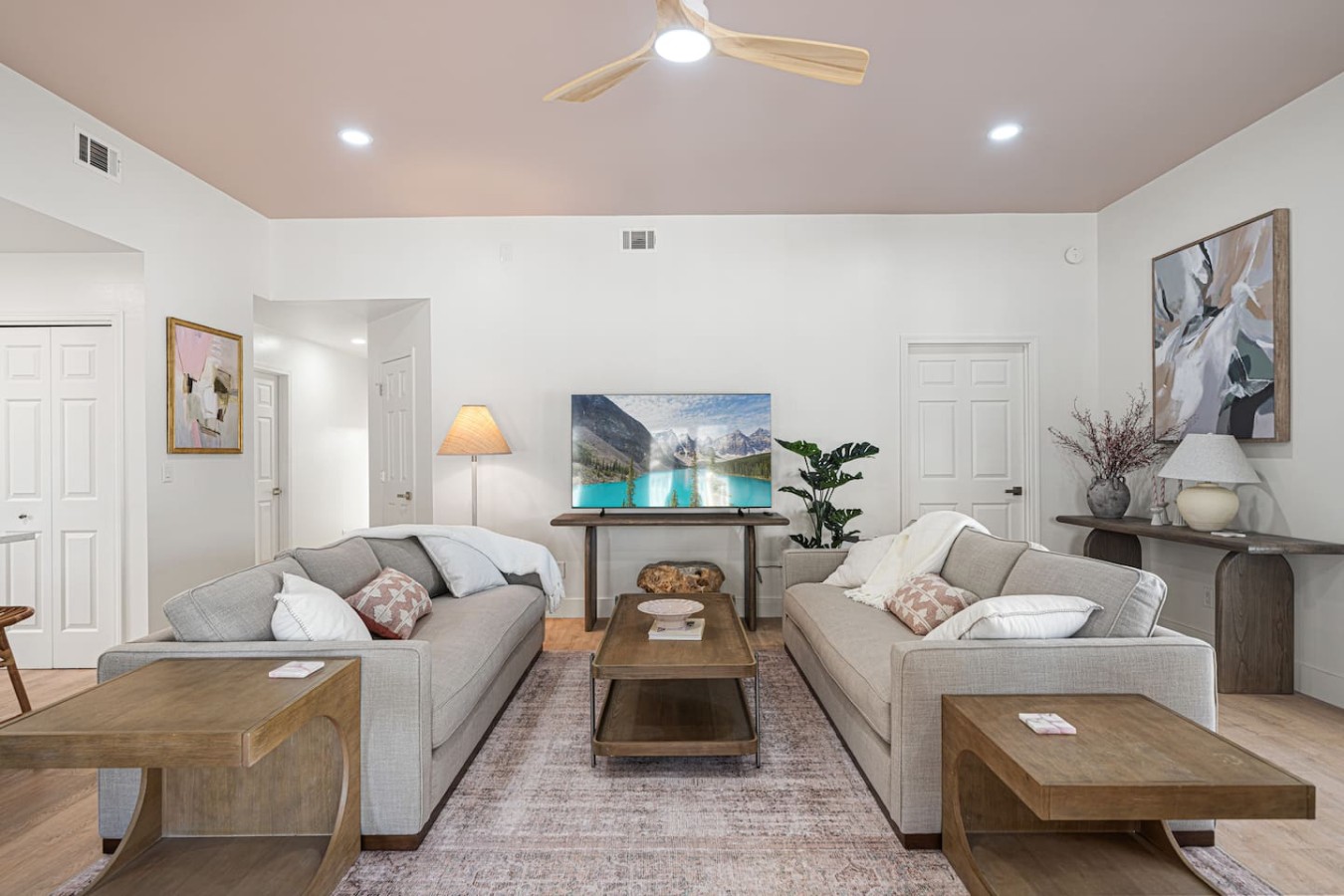 12BDR Luxury Estate For Large Groups