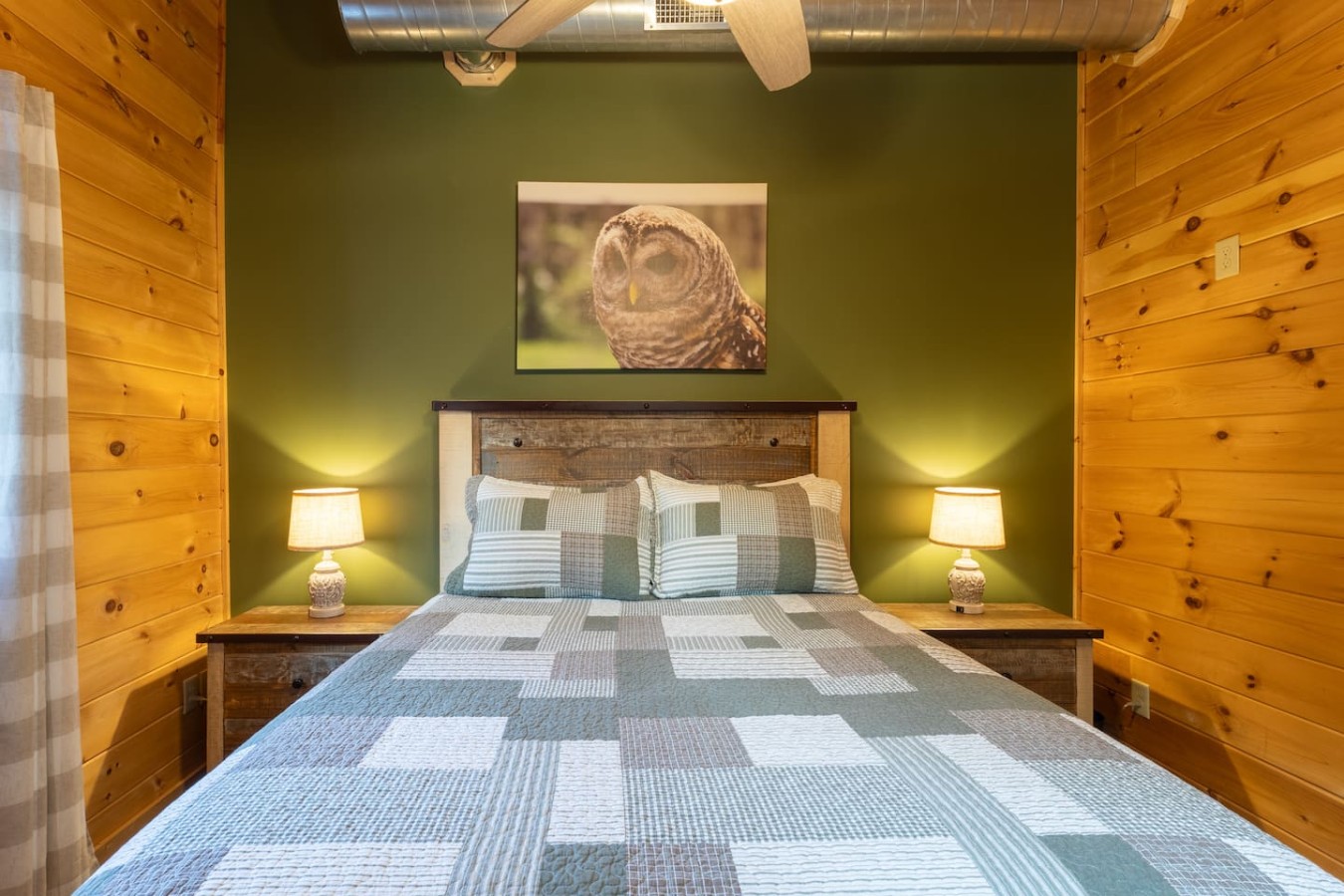 3BR Modern Farmhouse l Heated Pool, HotTub, Trails