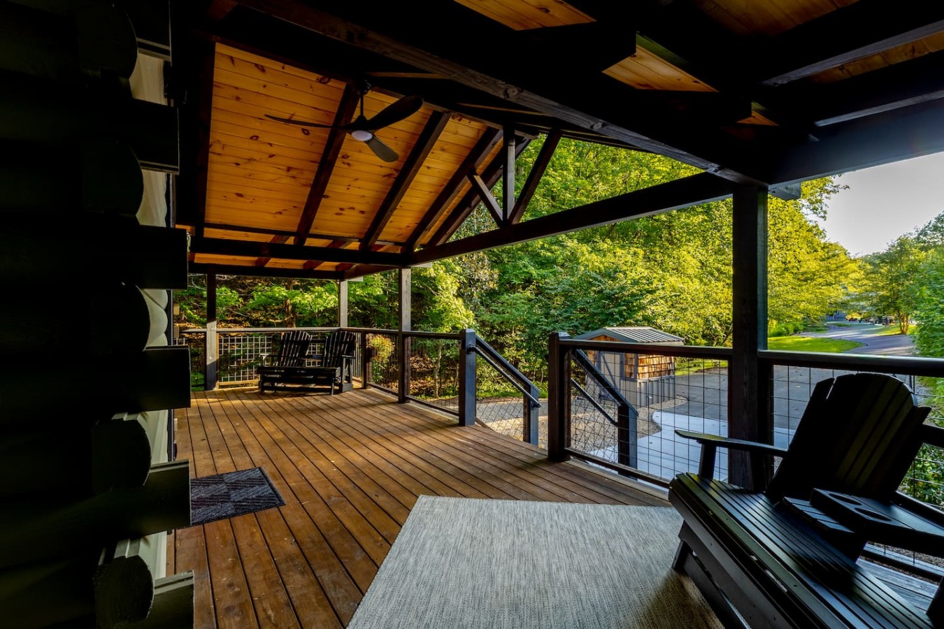 5BDR Modern Farm Compound: Pool, Hot Tubs, Trails