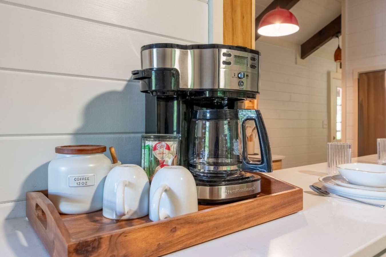 5BDR Modern Farm Compound: Pool, Hot Tubs, Trails