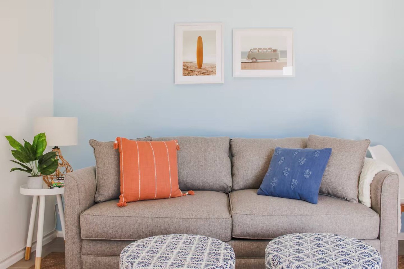 Pet friendly | 5 min walk to sand | full kitchen