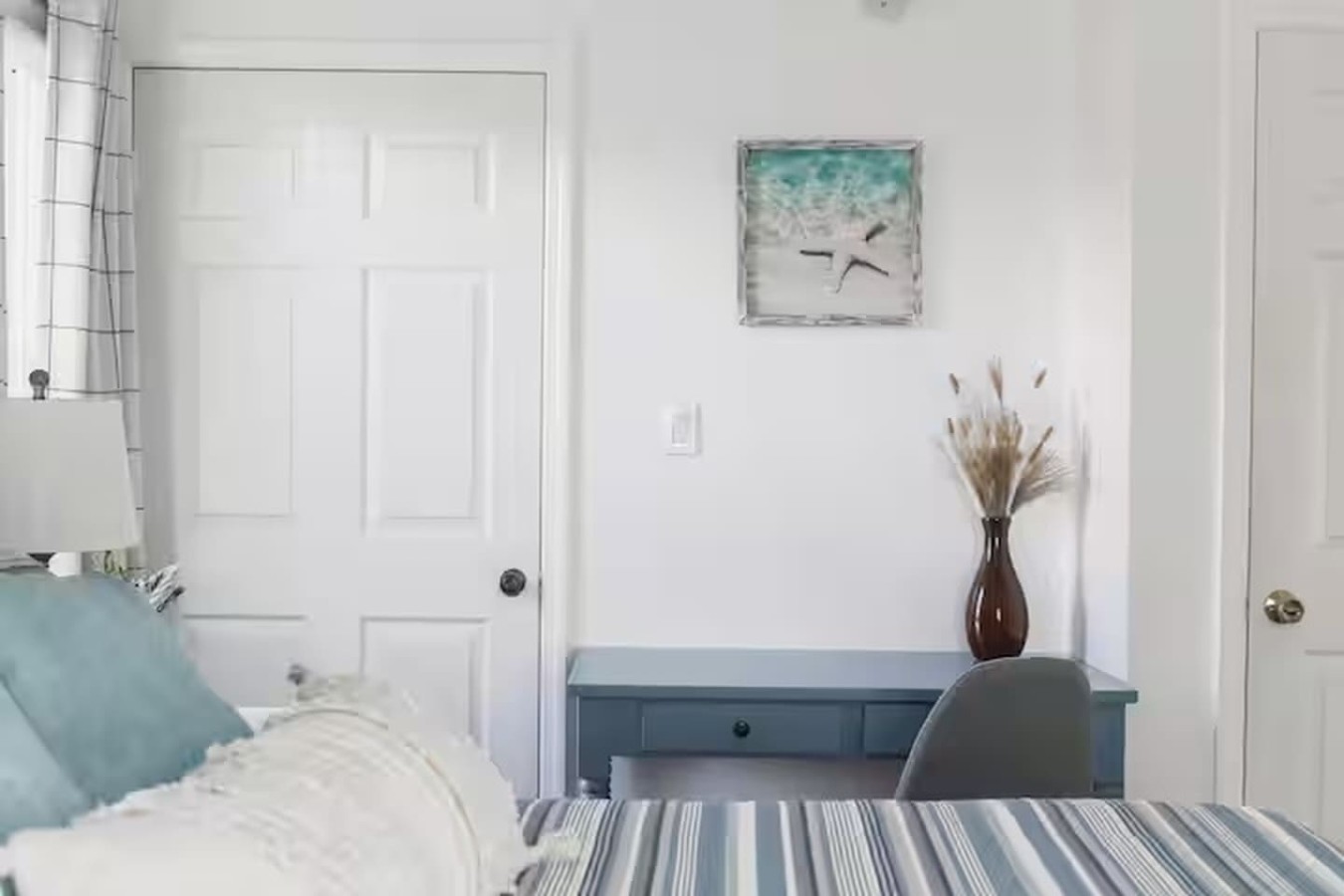 Near Ocean l Steps from Beach l Full Kitchen