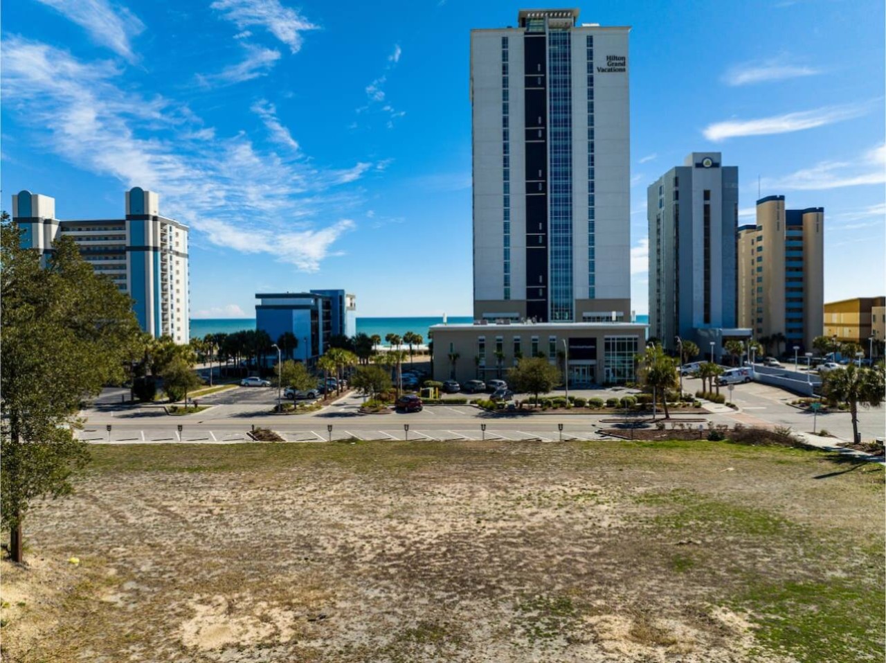 Central Location l Steps from Ocean l Top Floor