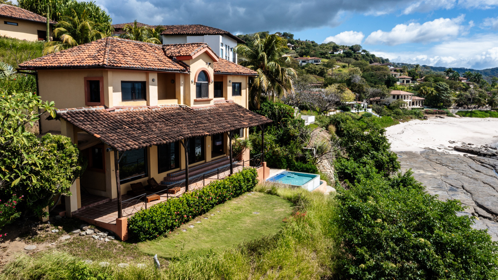 Casa Sueño - Beautiful Ocean Front Home in Rancho Santana!
