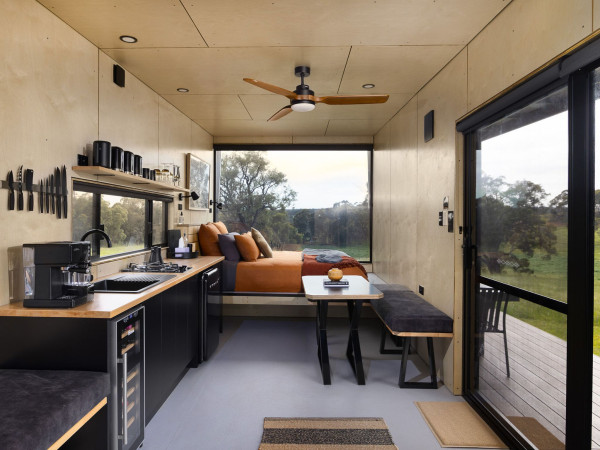 Lauren the Premium Cabin in Chittering