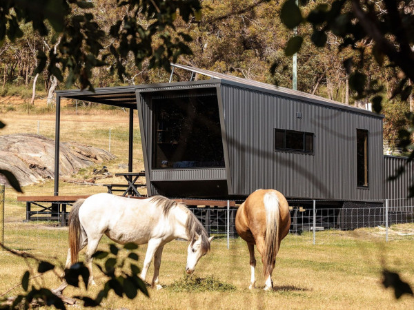 Sam the Dog Friendly, Family Cabin in Serpentine