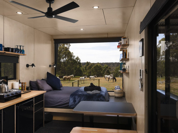 Sam the Dog Friendly, Family Cabin in Serpentine