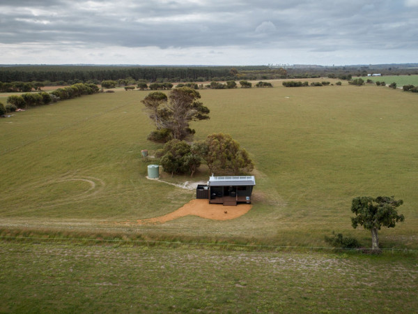 Heath the Premium Cabin in Esperance