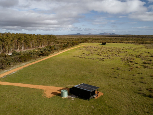 Michael the Tiny Cabin in Esperance