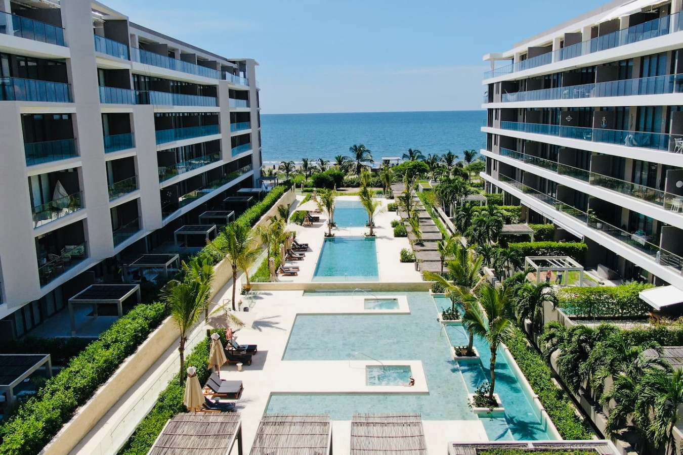 ¡Mágico Apartamento - Vista Infinita al Mar!
